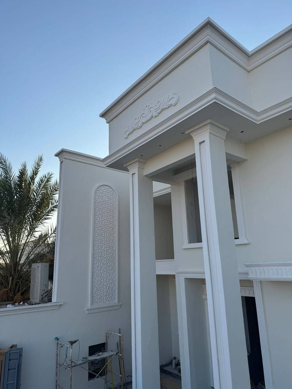 تم وعلى برك الله اكتمال المهندس (أمين هلال الشمري) ومن الله التوفيق تغليف الفوم التركي بديل الحجر  وماده طلس رويل   وصبغ Kaleh #الجميع ***********0
