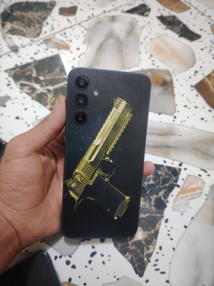 جالاكسي A25 5G • ٢٥٦/١٦ • خدش بالظهر