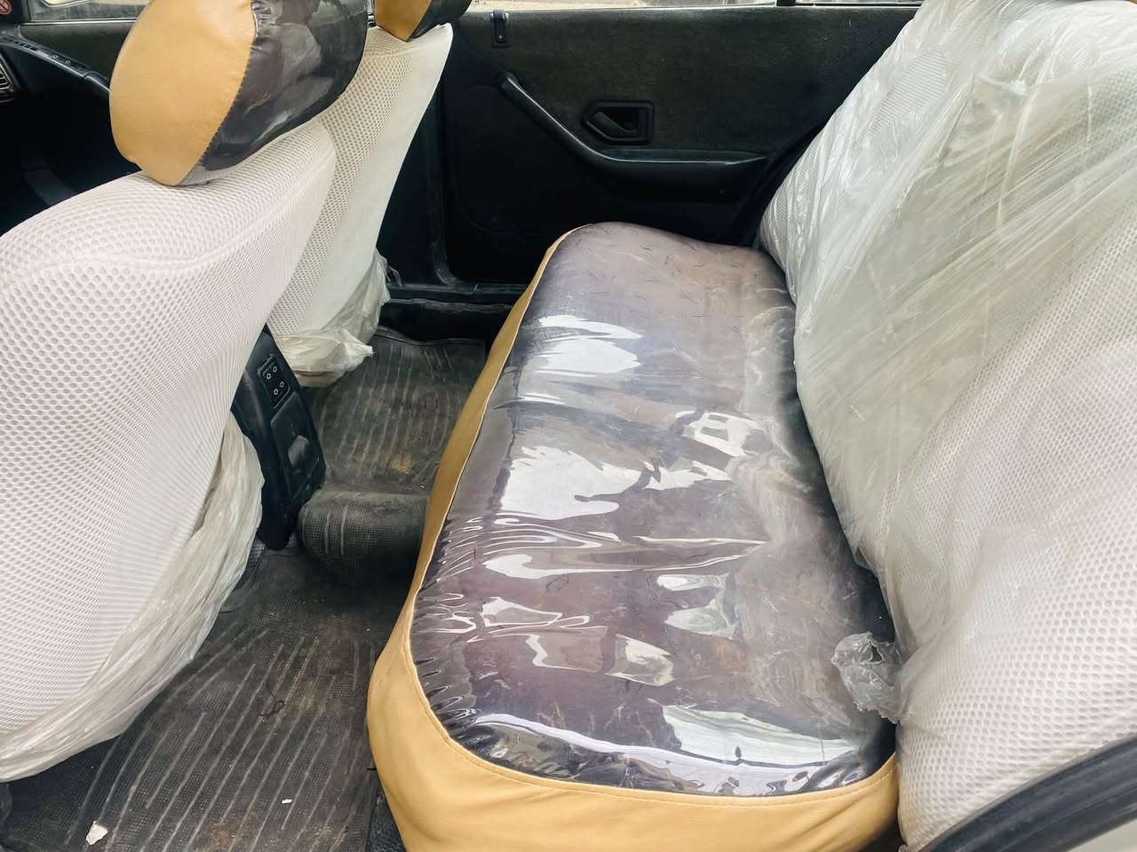 السلام عليكم
بيجو بارص ٢٠١٢

كفاله عامة من ضربة وصبغ 

فقط جراد بيها 

مكينة كير تبريد خير من الله 

رقم بغداد دولي باسمنة

للبيع فقط

السعر ٤٦ وبيها مجال 

مكاني بغداد حي العامل

***********

