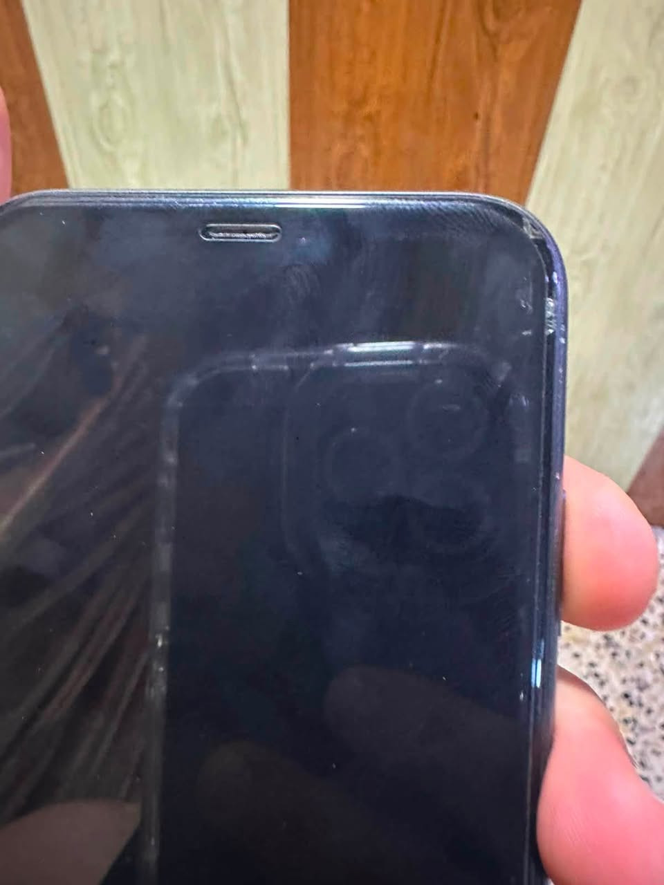 سلام عليكم مبايل للبيع١١عادي شرط مامفتوح ذاكره 64تك جهاز حلو بس بي فطر بلكلاس مائثر السعر210 بي مجال مالجيه الرقم *********** بي واتساب
