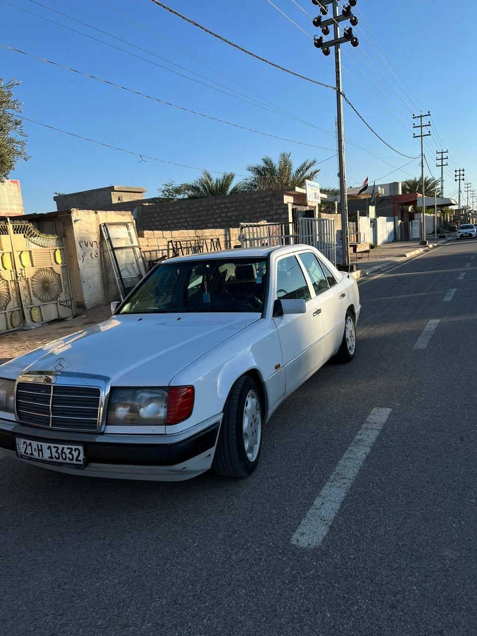 مارسيدس. موديل 90. اني مكلف بلنشر مال جناي. نضيفه 

رقم صاحبها *********** مكانهة جلولاء ❤️
