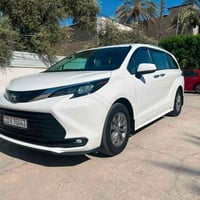 سيينا LE • ٢٠٢٥ • ٧ راكب