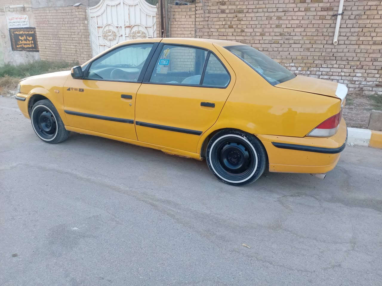سمند للبيع موديل 11 مكان شطره فقط محرك بي تبخير مصفره هيئه وغرامات سعر 25 ***********

