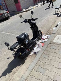دراجه شحن البيع  07760802476 رقم الهاتف  07748572625 رقم الواتساب