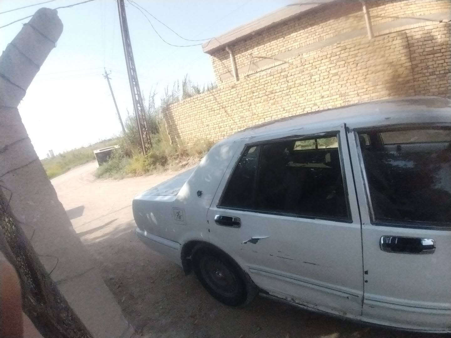 سدرك نيسان البيع موديل 2001 مكينه فيفيتي ثنين ونص جديده ستوني شديته كير خير جديد كهربيات سياره جاهزه مانقصه شي سعر ٢٢ هذه رقمي *********** مداور يمته ماتريد
