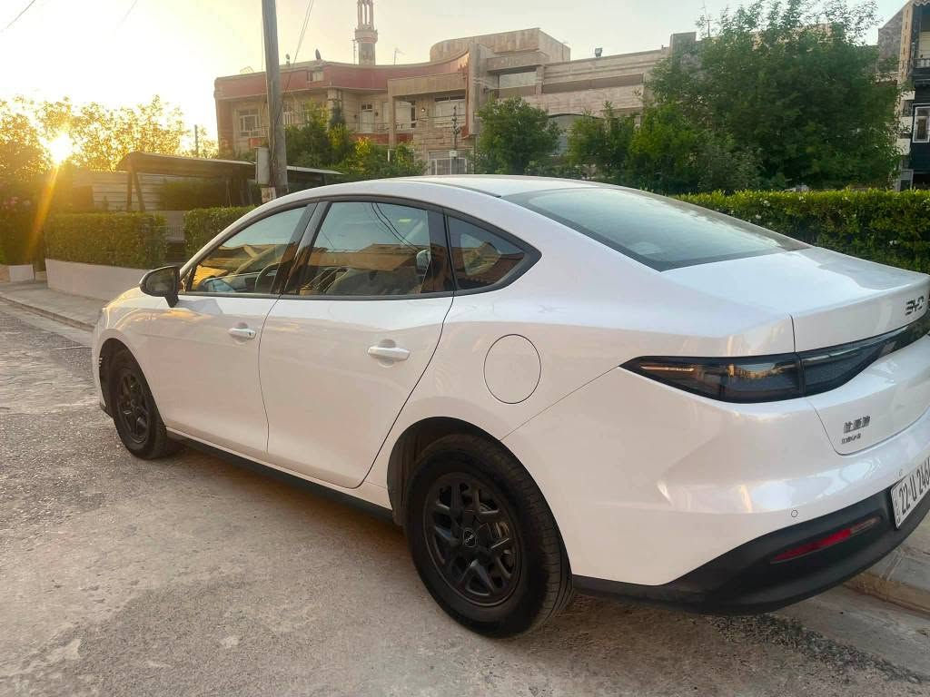 BYD SELL05 
***********
مودیل 2025
13 هةزار رويشتووة 
هيچي نية 
بوياغ تةنك و بي تةزرة 
سعر 139$
شوين هةولير 
موبايل واتس 
*********** أربيل, العراق
