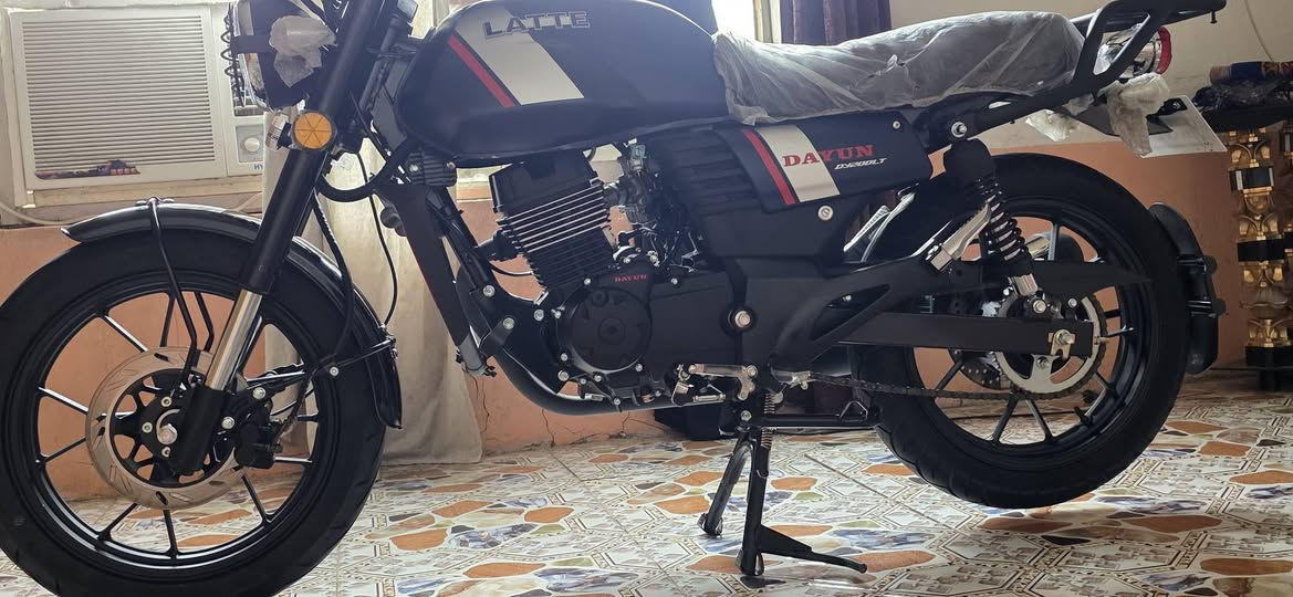 ديوان لايتي • زيرو • ٢٠٠