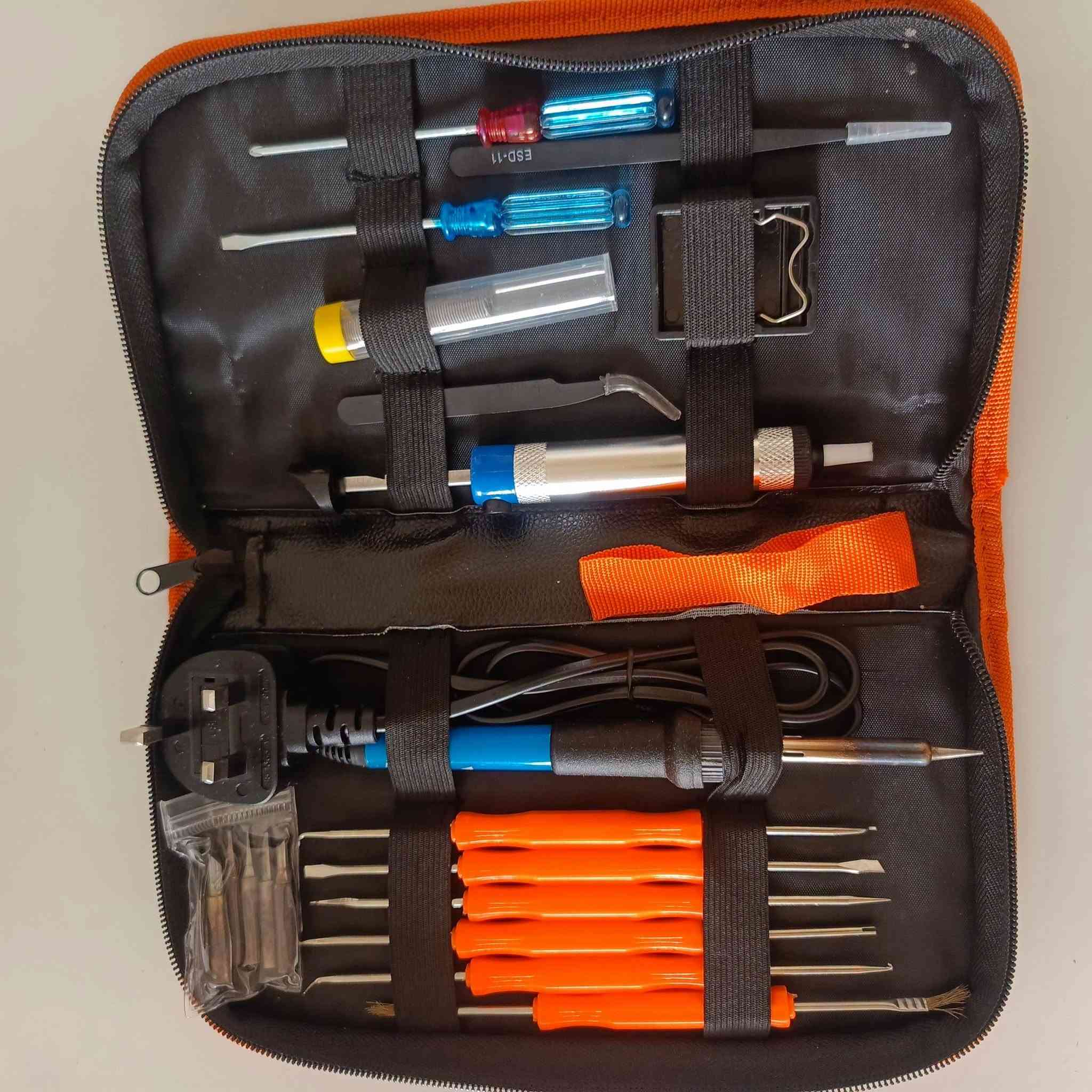متوفر حقيبة تحتوي على مجموعة أدوات كاوية لحام كهربائية (Soldering Iron Kit) بقدرة 60 واط مع ملحقاتها المتعددة مثل رؤوس الكاوي، ومصاصة القصدير، والملاقط.

السعر 15
يوجد توصيل الى جميع محافظات العراق
امزون الديوانية للبث المباشر
