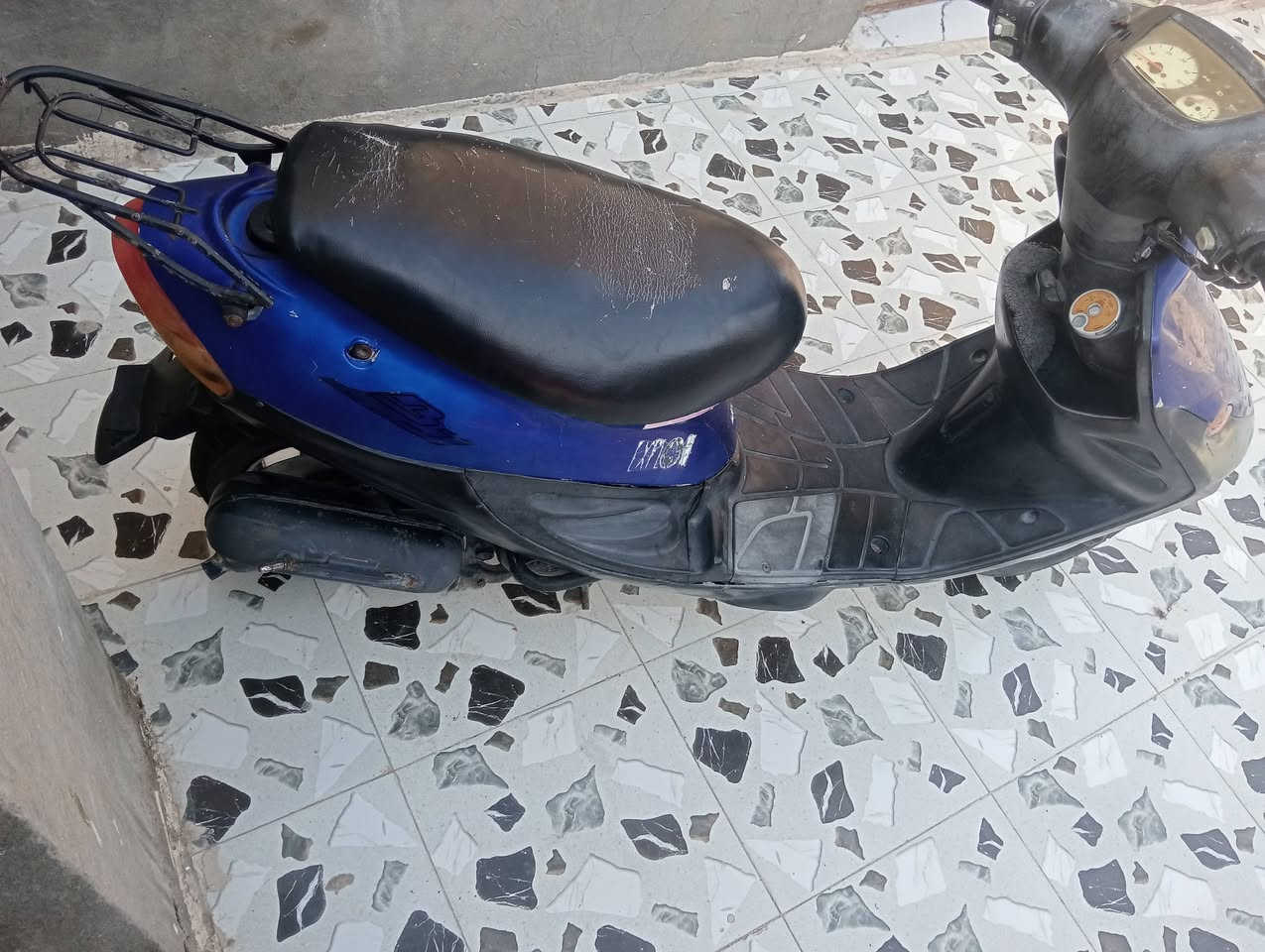 بيجي للبيع مكينه ناعمه كلش وخرسه لايتات هورن كله شغال عوزه بس باتري دراجه نضيفه سعره 250بيه مجال شراي مكاني سماوه سكك ***********
