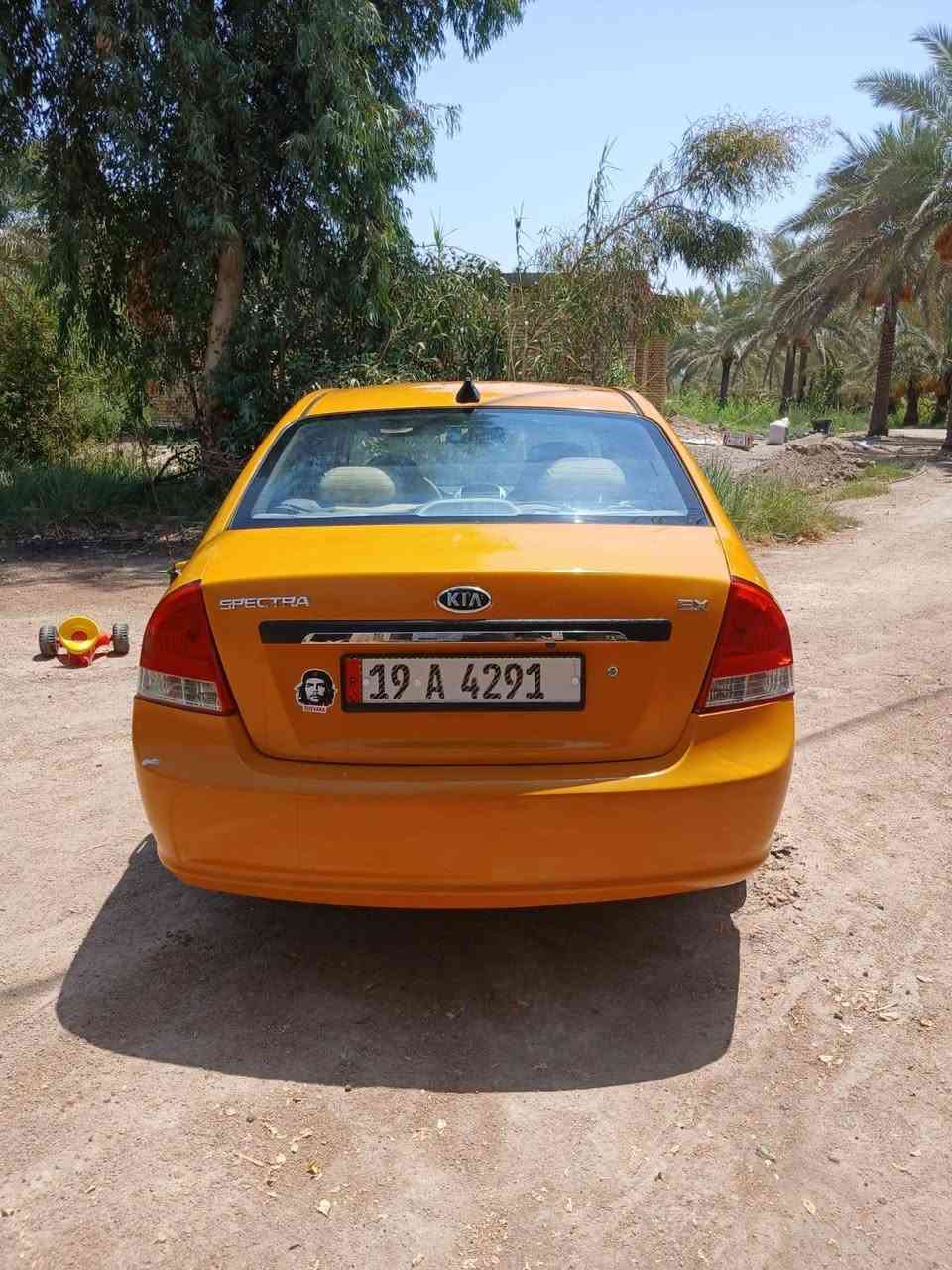 سلام عليكم سبكترة ٢٠٠٨ أجرة مصفرة هيهة وغرامات كرهبايات تبريد شغالة مبدل باب سايق ولي ورة سايق بدون دواخل مكينة ٢٠٠٠ مكان سيارة كربلاء *********** سعر ٧٥
