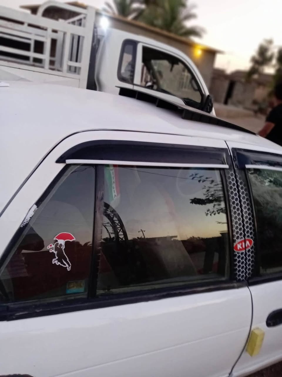 كيا سيفيا للبيع كفاله عامه كير ومحرك كص خياس كله مكفول موديل 94 تبريد ع سويج ثلج تايرات 4جديد السياره بسمي هزه لل2030 سنويه لل30 
السعر 37وبي مجال ***********
ارقام إنكليزي
