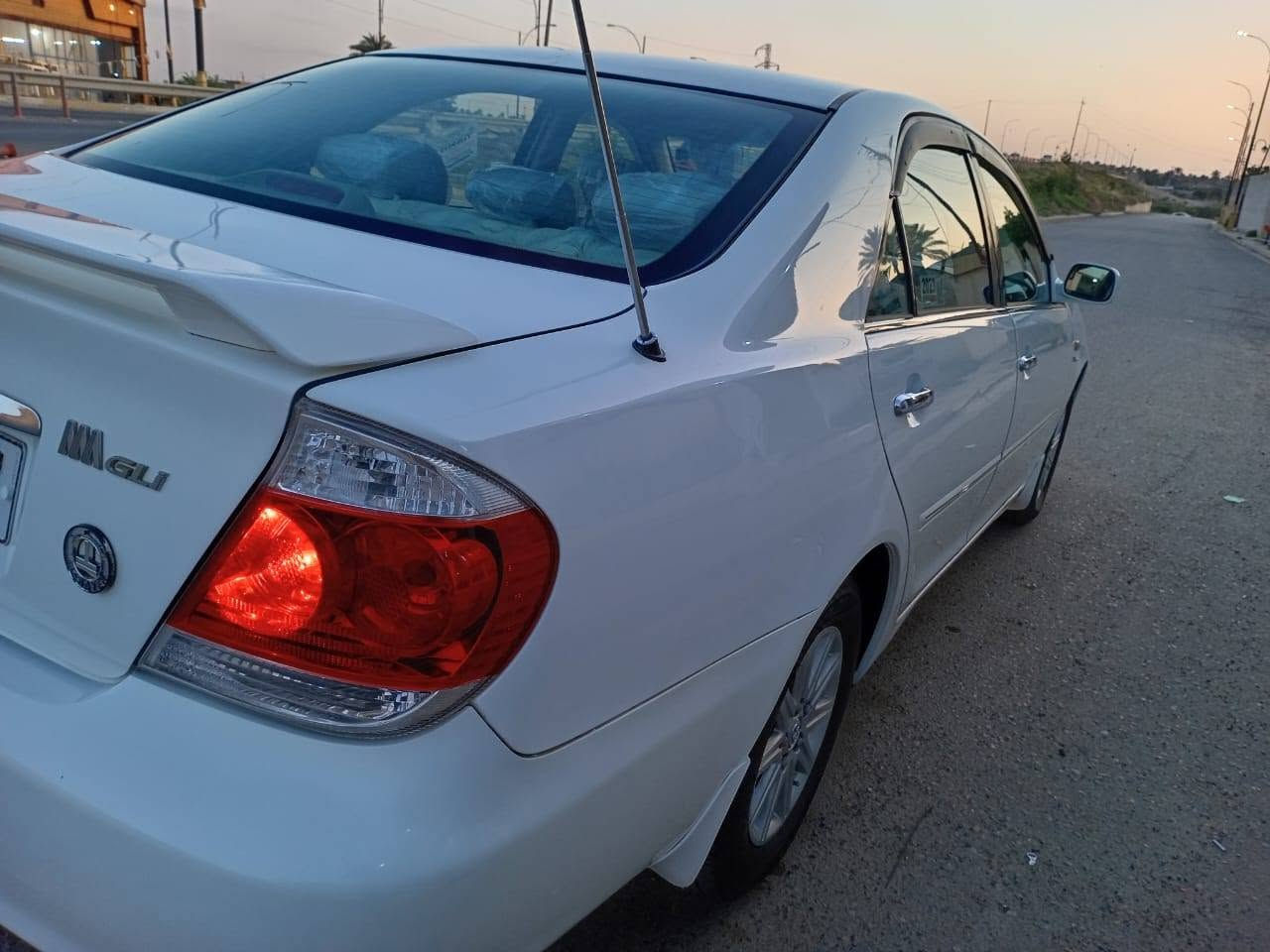 سلام عليكم
للبيع كامري موديل 2006 رقم بغداد باسمي 
محرك اربعه سلندر مكفول كير مكفول 
تخم تاير تبريد ثلج 
قطعه وحده صبغ 
سياره جديده بمعنى الكلمه 
دوشمه كاعيه كامره تبريد قطعتين 
سيارة مال جناي 
للاتصال عالرقم 
***********
***********
