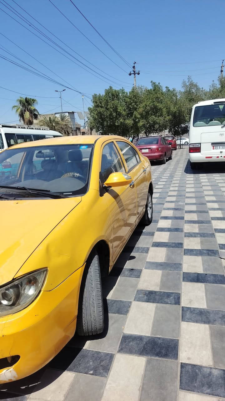 ليفان 620 
2011
 مكفوله ماعدة باب مبدل
مكينه 
كير نضيفات
تخم تاير
تحتاج حداديه اماميه
سنويه 30
بسمنه
هزة بعدهي ماصاقطه
تبريد شغال بس يرادله تحويل يُشَتغلً بس علي الرجل
السعر 35 وبيهة مجال
مكان بغداد الشعب  
***********
