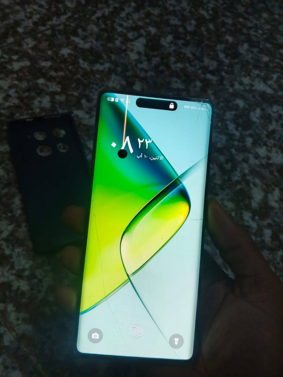 سلام عليكم انفنكس نوت 40برو  ذاكره 256 جهاز كله شغال بيه هذا خط بشاشه وبيه كسور واضح بل تصوير ماماثره عليه ابد ولاداخل صيانه سعره 140 وبيه مجال قليل مكاني ناصريه مركز شراي اتصل ***********
