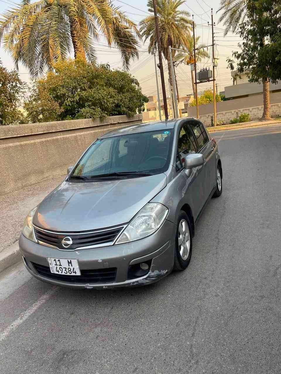 السلام عليكم
للبيع نيسان فيرسا 
فول مواصفات 
بصمه تشغيل 
تحكم ستيرن 
كروز سرعه 
جام كهرباء 
موديل 2009 وارد أمريكي حادث جاملغ امامي بدون دواخل  
رقم بغداد دولي باسمي سنويه 2030
السياره بيها 3 قطع بدون دواخل اعتبرها حزام 
بيها طخه باب السايق يحتاجلها بارد 
محرك كير مكفولات 
محرك 1800
تبريد شغال
تخم تاير جديد 
صدر امامي  تمام خلفي بي ملاحضات 
السعر 67 وبيه مجال ان شاء الله 
مكان السيارة بغداد حي الجامعه 
***********
***********
