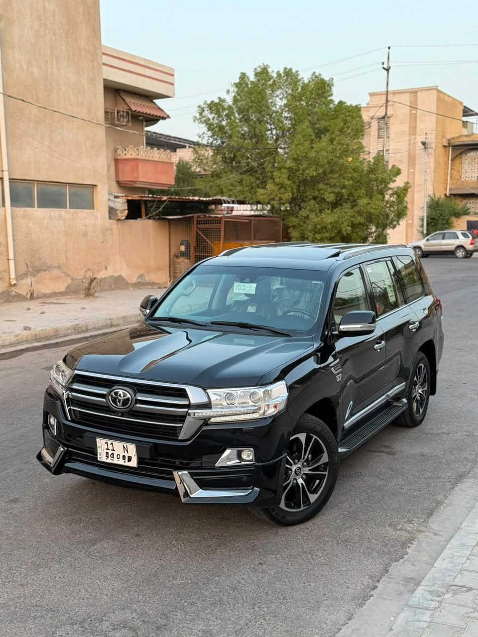 * سلام وعليكم ورحمة اللّٰه وبركاته 
    * ٧ الاندكروز مديل 2021•
    * v.x.s
    * مكينة_8) 5700
    *  ماشيه . 57 الف حقيقي
    * مغلف نانو .

موصفات _ لكزز _ جكات 
ستخدام شخصي 

* مكان سيارة بصرة
* ***********
