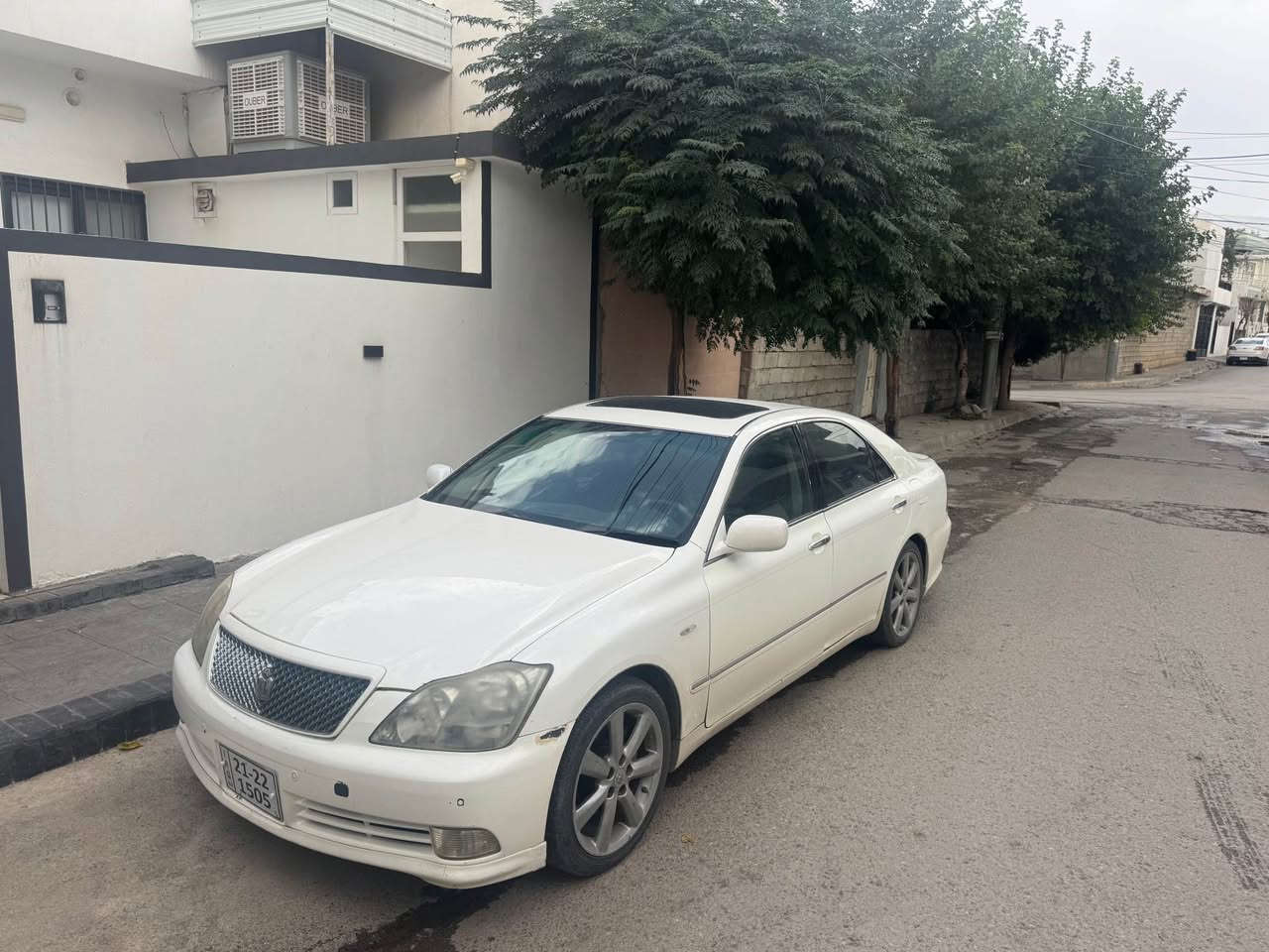 كراون • قەلادزئ • بشرط