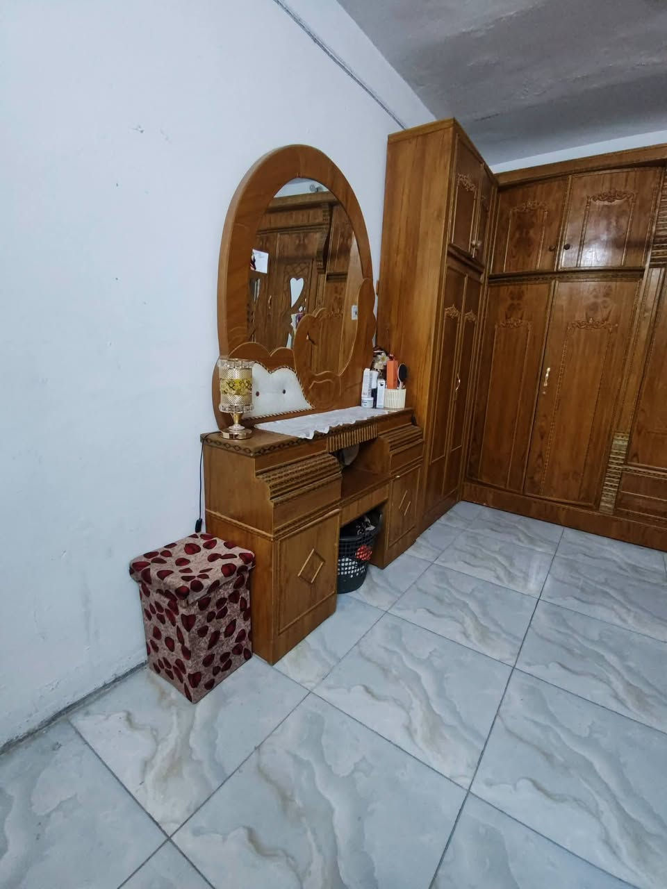 من رخصت الادمن المحترم بيت 200متر موقع ممتاز جدا قريب الشارع العام المسيب طريق ابو الجاسم بيت بلوك عكاده نظيف جدا السعر ب42 يرهم قسط تدفع 30 والباقي قسط *********** او مراجعه مكتب دلهي مقابل مطعم البهار
