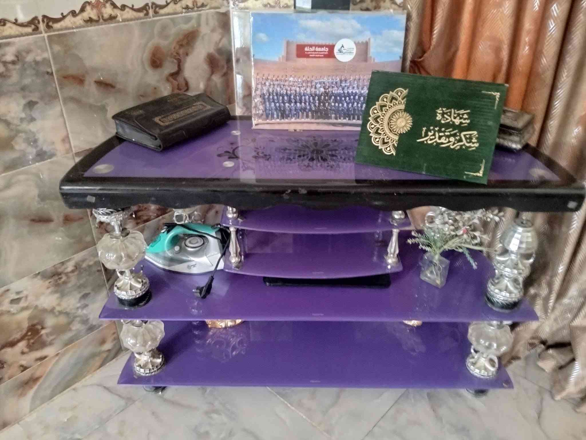 كنب مستعمل • سعره قابل للتفاوض