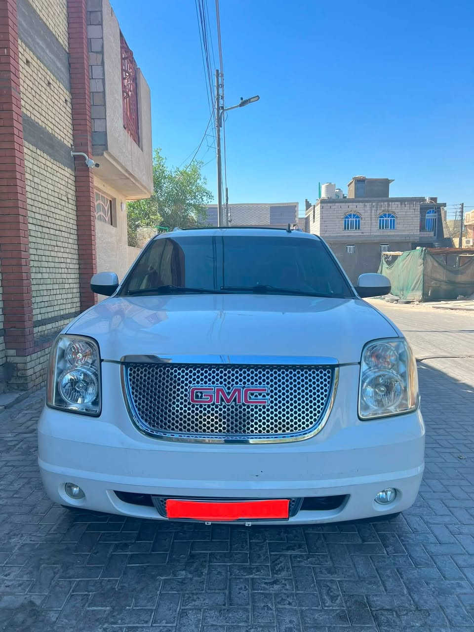 السلام عليكم
جمسي يوكن  دينالي طويل 

مديل 2008 

كندي كفاله عامه ضربه صبغ تبديل وبارد 

مكينه كفاله 

فول مواصفات فتحه وجلد وشاشه وكامره وباب خلفي كهرباء 

رقم بصره بأسمي تحويل  ثاني يوم 

مكاني البصره / ***********

