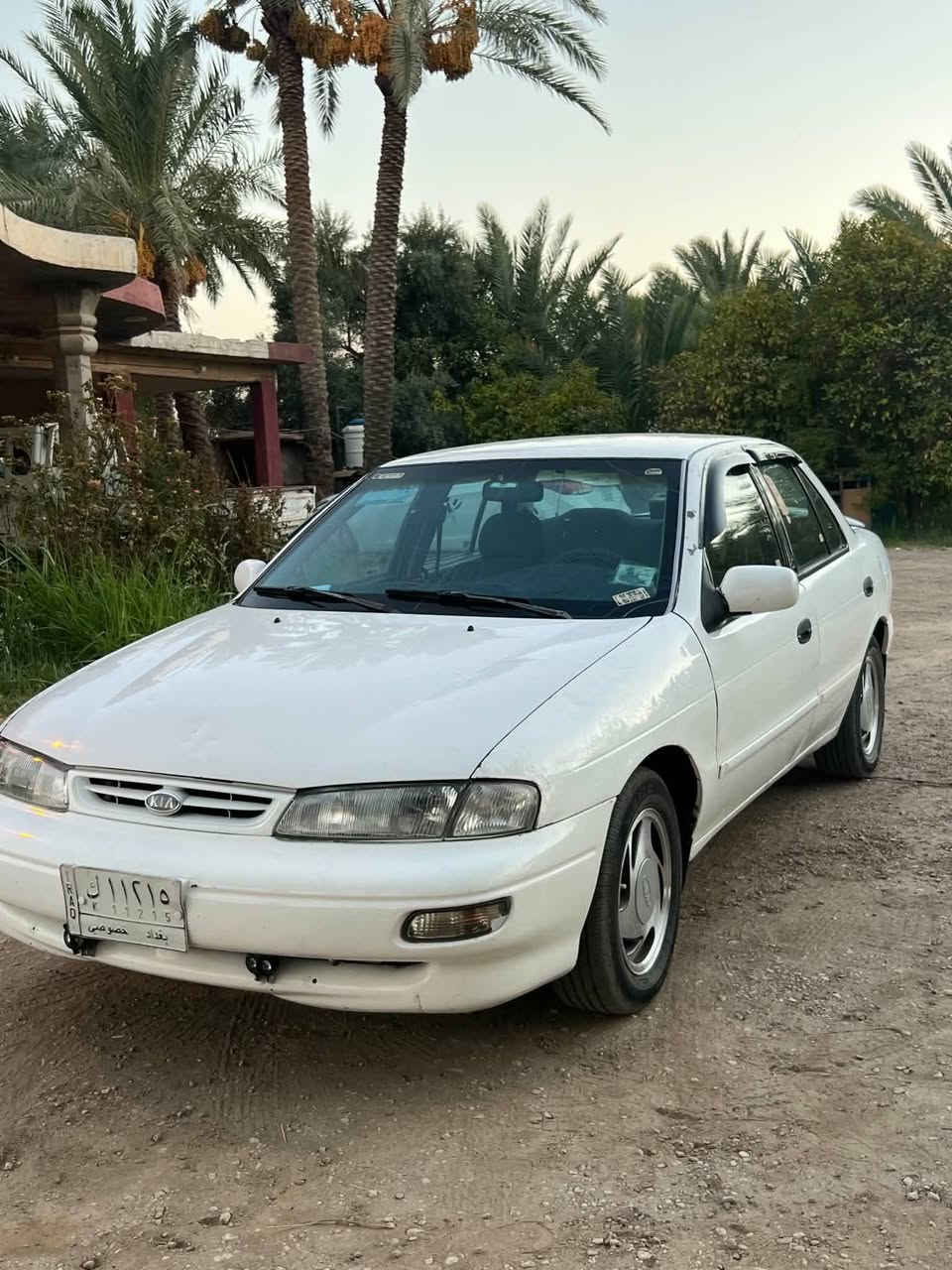 سلام عليكم
كيا سيفية موديل 96
سيارة بلاديه بدون صبغ 
كير و محرك حاوية سياره جاهزه من كلشي مابيه نقص برغي السياره بأسمي السياره احلى من الصور المكان بغداد ناحية الرشيد السعر 43 بيها مجال 
***********
***********
