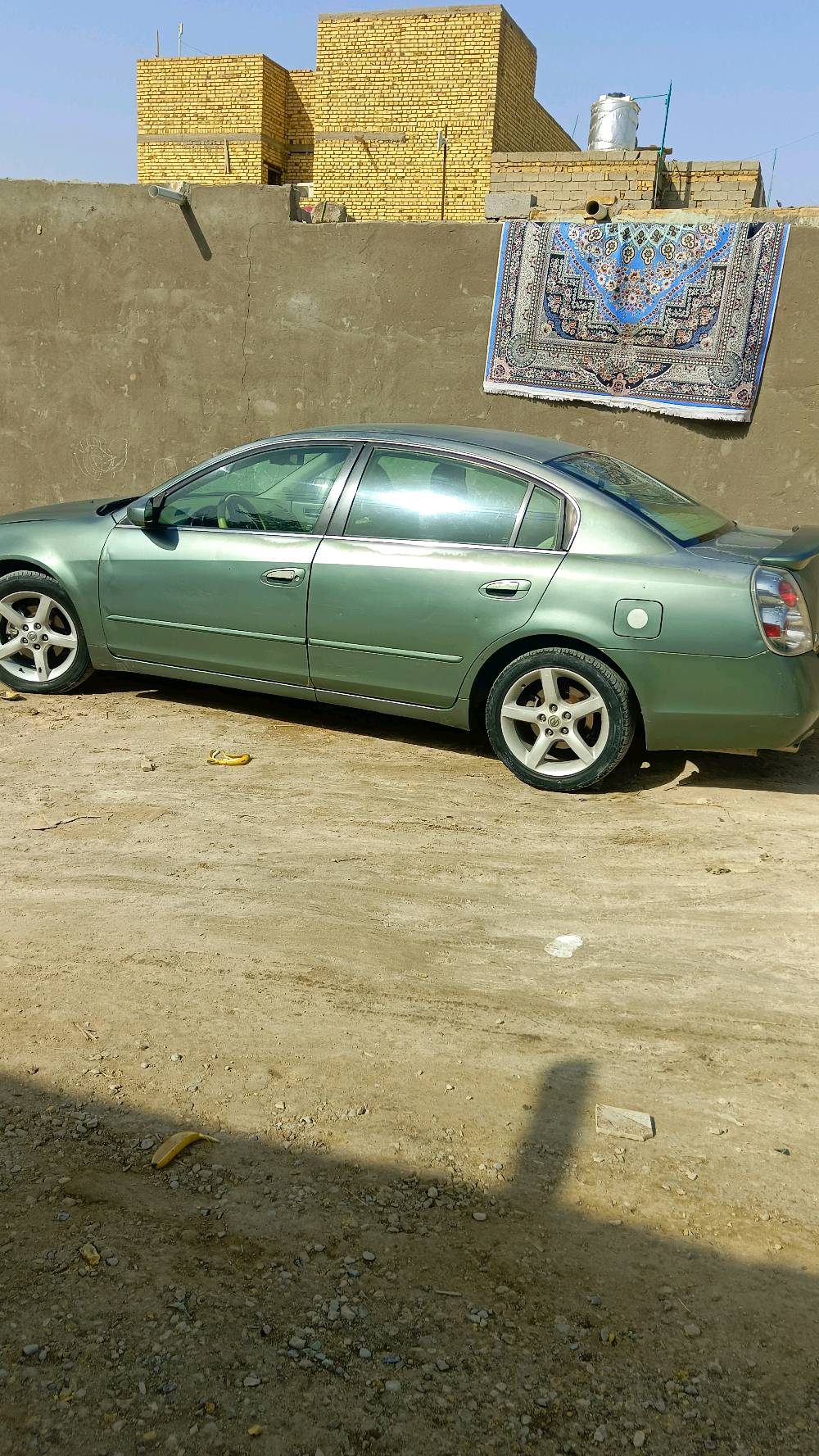 التيما 2006 نيسان
رقم ذي قار انكليزي  تحويل مباشر كهرباء كاملة سنتر وريموت تحكم عن بعد بالابواب والجام والانذار حدادية جديدة جدا صدر كامل