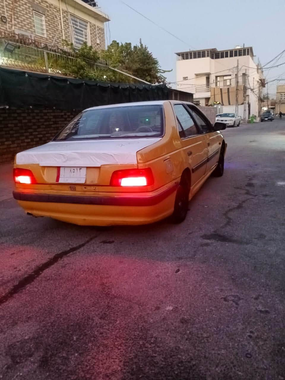 سلام عليكم سياره بيجو بارص لبيع كير ومكينه مكفولات مديل 10 سنويه صاقطه ب21 مطلوبه 300هئيه ينزلن من سعرهه غرامه مصفره راعيهه موجود سعر 20وبيهه مجال مكان نجف كوفه علوات الفحل رقمي ***********
