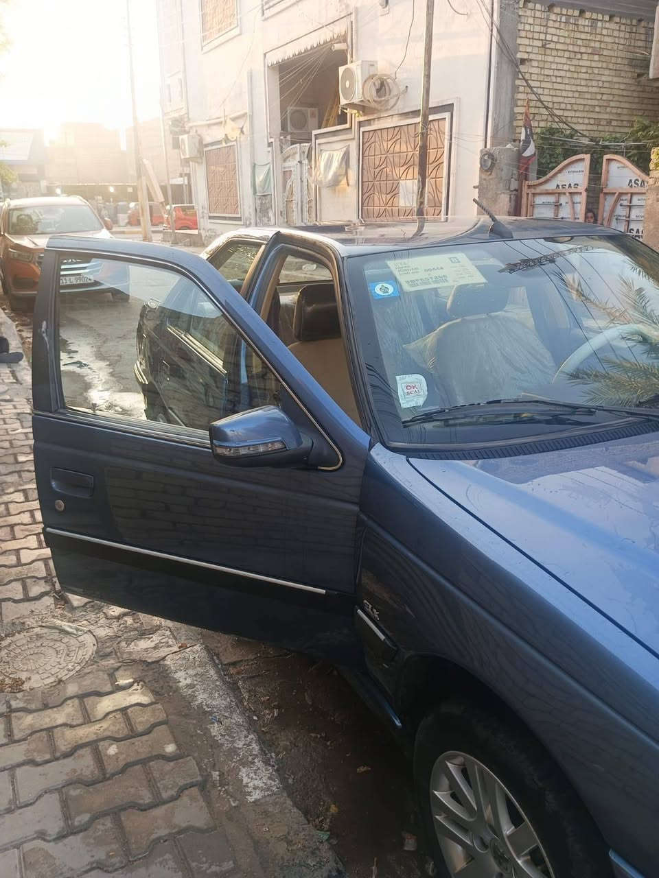 السلام عليكم بيجو بارس للبيع 25 حره بسمي تحويل مكفوله كشر ومحرك و كير وتبريد من الدعاميه لدعاميه 77 وبيهه مجال ***********

