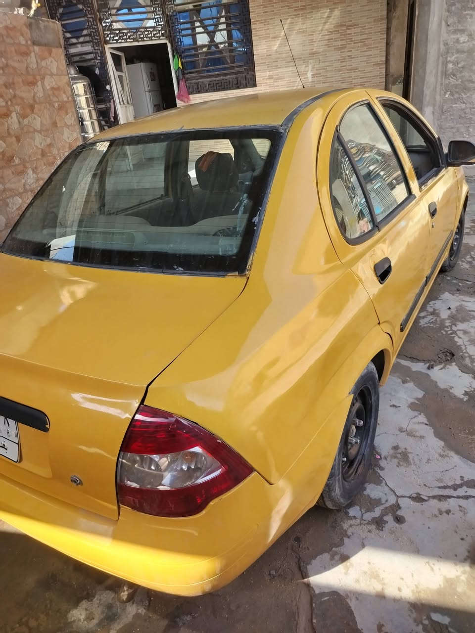 سياره طيبه للبيع مو بسمي اتعهد بالتحويل ثاني يوم مصفره هيئه وغرامات  السعر 30 مصبوغه حزام للجماليه اثر جراد تبريد تدفئه شغال مكفوله من الكص بدون حادث طخات بسيطه رقم بغداد نكليزي باقي بس على تبديل اللوحات  بيها تنقيص بسيط ***********
