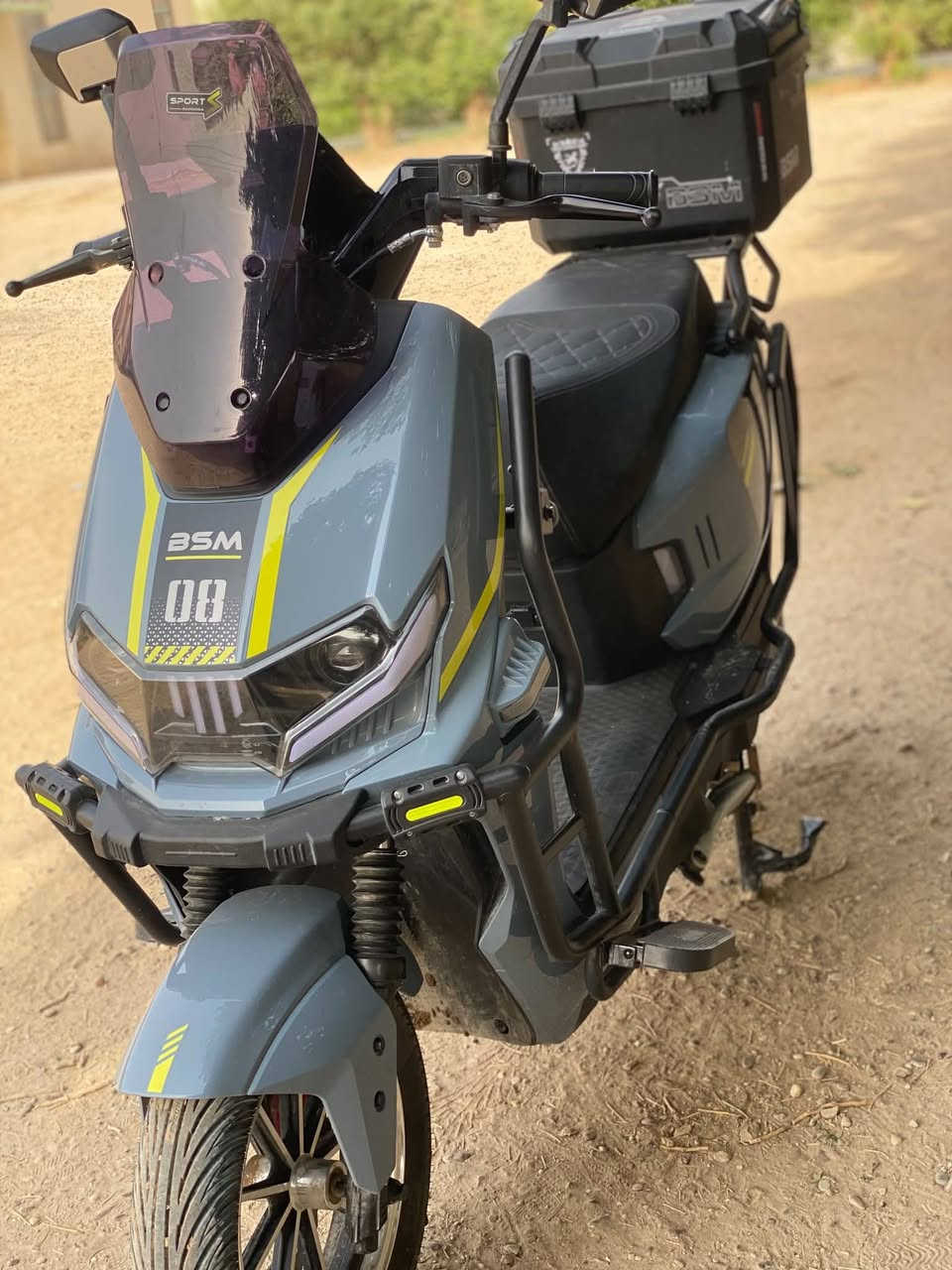 موديل ٢٠٢٧ • اربع نمر • سماعه بلوتوث