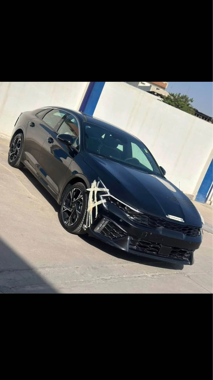 كيا K5 • جي تي لاين • ماشية ١٠٠٠
