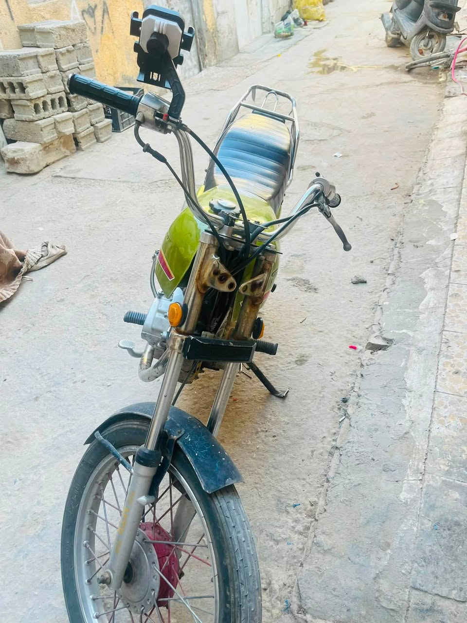 اربعه كير مكينه نضيفه تانكي جديد 
عنوان كربلاء الجاير 250اوًبيهه مجال 
***********نضيفه هيه بس يحتاجله غسل فقط
