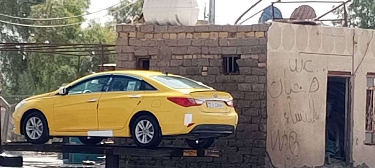 سلام عليكم سوناتا للبيع تكسي2014بيه فقط بنيد ومبدل الباقي كله كفاله شرط اكتبه الك بل مكاتبه نظافه فول  مكمله عله اخر حبايه تخم تاير حداديه تبريد ثلج مصفره من غرامات وهيئات رقم ذي قار دولي تحويل ثاني يوم بسمي اشاير بل مري شرط برغي ماعايزه مكاني دوانيه البدير رقم صاحب السياره ***********
***********
