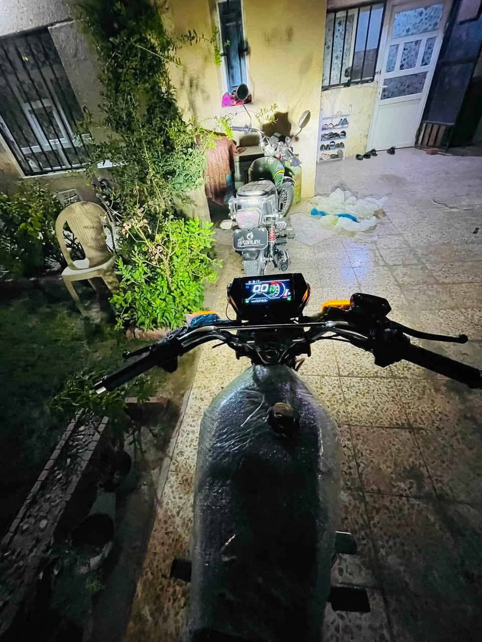 للبيع تايكر موديل25 ماشيه الفين و400 اخت زيرو
مكاني تكريت  5 نمر دشبول الاصلي باب اول 
سعر 770 وبي مجال بسيط او مراوس بسيفان
للاستفسار ***********
