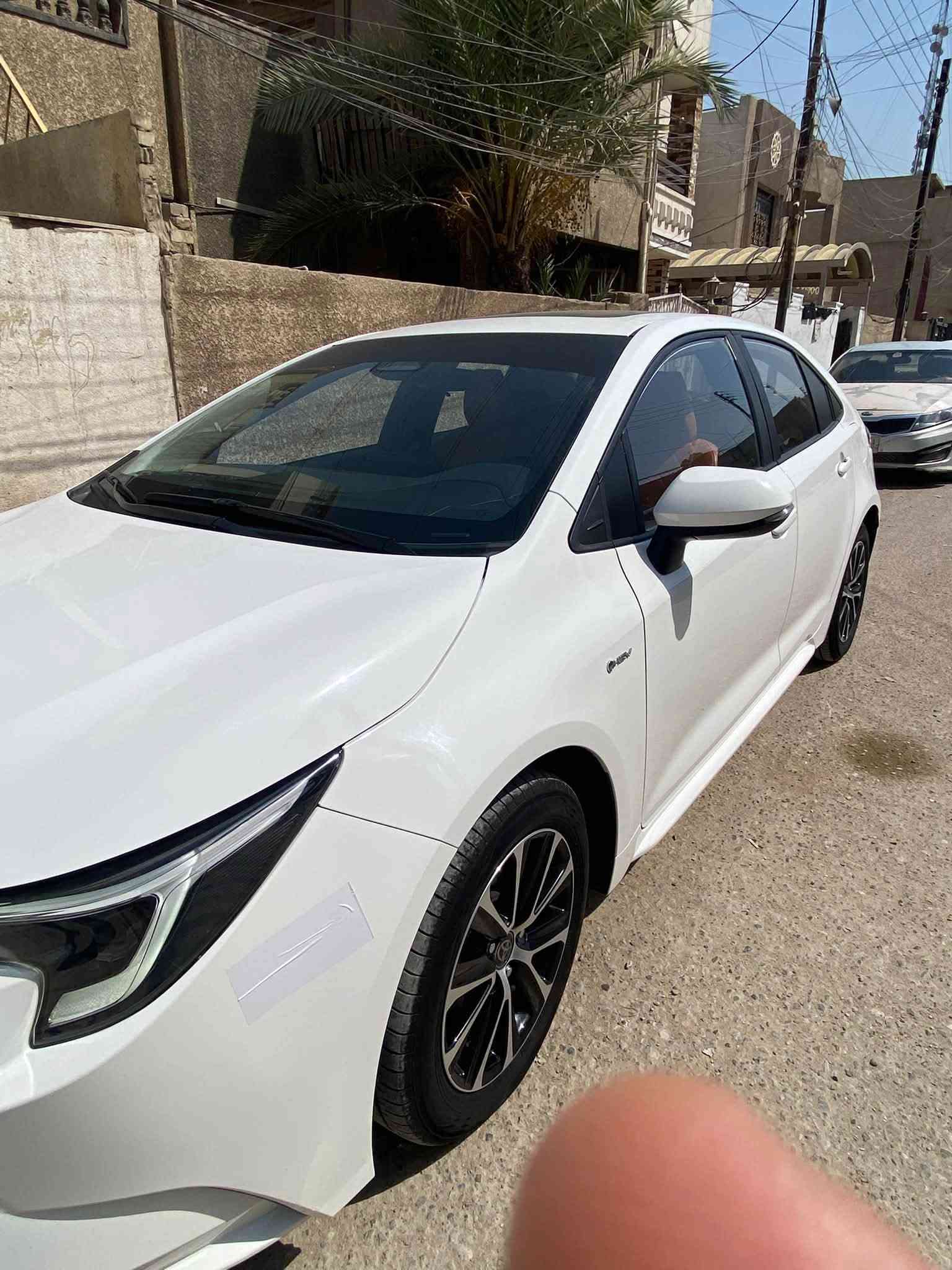 سلام عليكم كورلا شكل امريكي مديل 2025 السياره زيرو بعدهه ماشيه 7000الف مكفوله كفاله عامه من كلشي غراض كامله مالته مرقم بغداد بسمي السعر 157وبيه مجال المكان بغداد الدوره رقم الهاتف ***********
