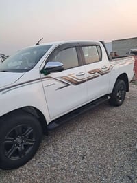 هايلوكس • ٢٠٢١ • ماشيه ١٠٠ ألف