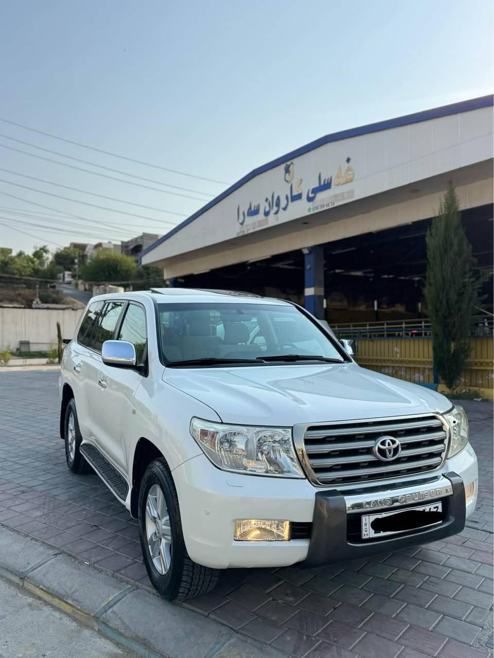 Land Cruiser 2009 GXR V8 
سه ياره له سه ر ده قى شركه ماوه 
دعامى بو دعامى به شه رت 
سه ياره نوقته ى نيه 
ته زره ى نيه 
بوياغى نيه 
سنوى نوئىه به ناوى خؤمه 
ده بل سپير 
چوار تاى نوئ له بنه 
گير و مكينه نه كرايته وه  به شه رت 

سعرى ٣٠٥$ مجال 
            ☎️ *********** أربيل, العراق
