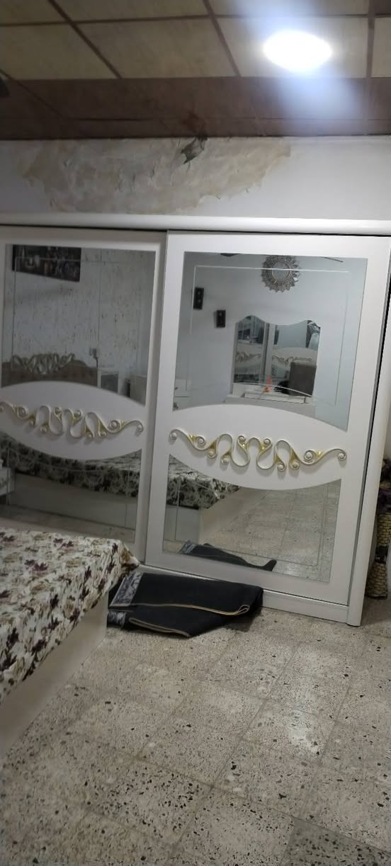 غرفه تركي ٧ قطع نضيفه جدا لون ابيض  جلولاء مدخل سيطرت المعسكر هاتف *********** وات ساب متواجد ملاحضه علما نشتري مستعمل ونراوس كل شيء خناقين, ديالى

