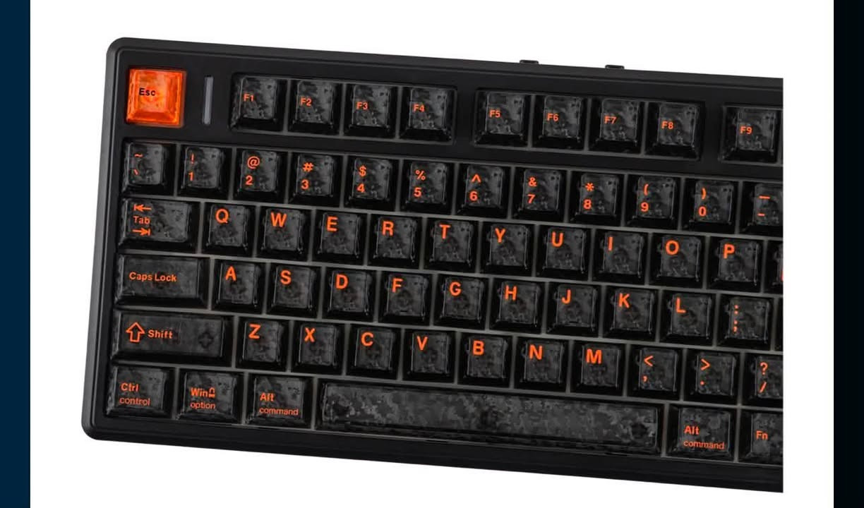 كيبورد من ايبوماك
Th80 pro❤️‍🔥
وزن ثكيل سعره بلموقع ٧٧$
بس يمي سعره مناسب جداً 
بغداد/ الدوره
***********
