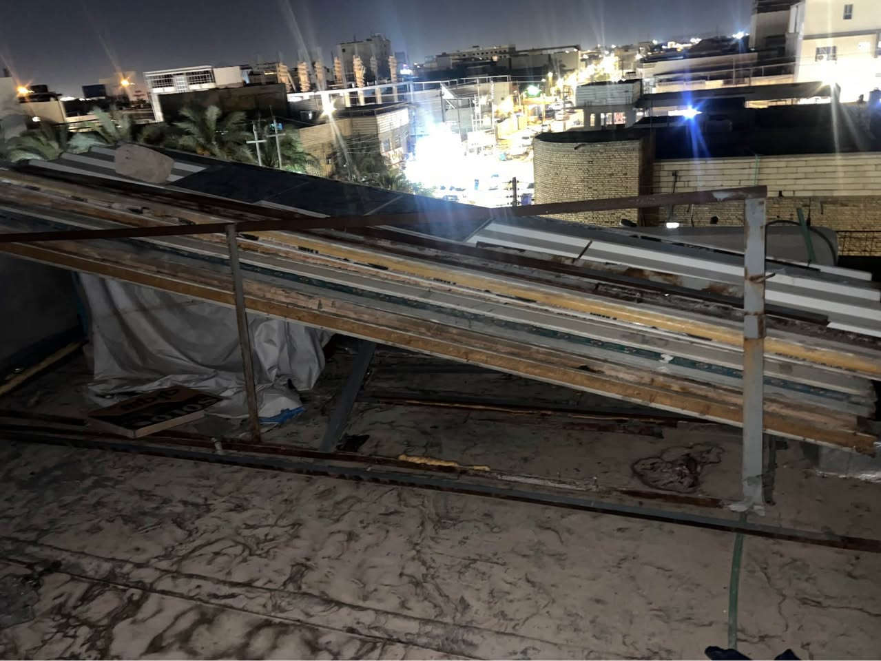 سندويش بنل 6 قطع طول 6  امتار  بحاله جيده جدا البصرة, العراق
