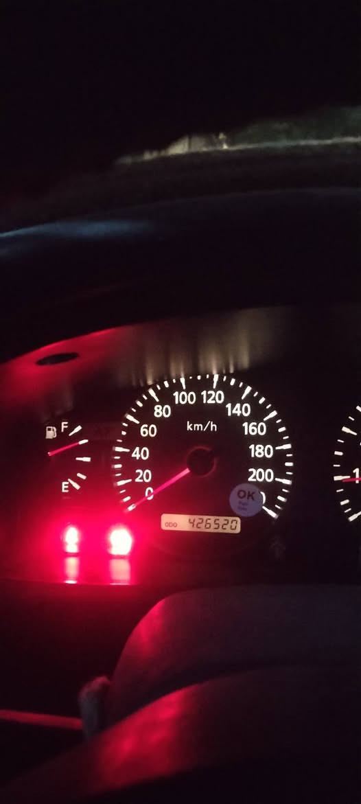 نیسان سەنی 2002ڕەنگی سپی گیڕ عادی گیڕوو مە کینەی بەشەرتی فیتەر ئاڕموو سە نە وی  بیکیشە یە نرخی 65گەڵا قوفلیەتی گۆڕینە وەشئەکەم بە سەنی سووروسپی ئەوەش ڕە قە می خاوەنیەتی *********** *********** السليمانية, العراق
