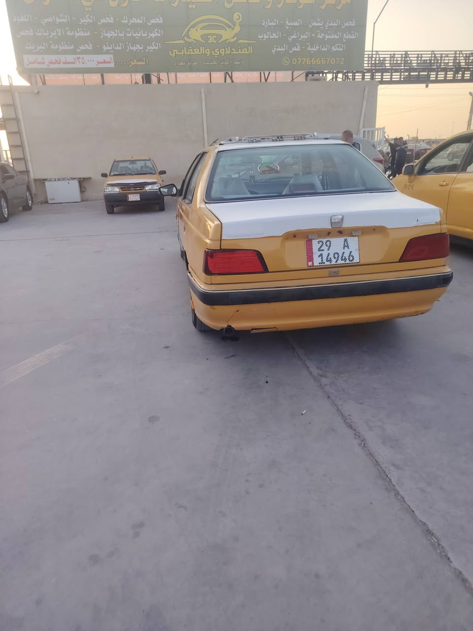 بيجو بارص 2015 بيهه بارد بلجهه مال سايق ليورا فقططط
رقم واسط انكليزي تخم تاير جديد صدر جديد كير مكينه خير من الله تبريد ثلج سياره ربع متذب عليهه كبل للشارع مال بيت وممشتغله تكسي مكاني واسط سعرهه ٣٨ ***********
