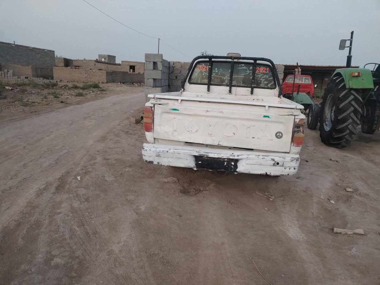 دير • ٢٠٠٨ • مكفولة مكينه وكير