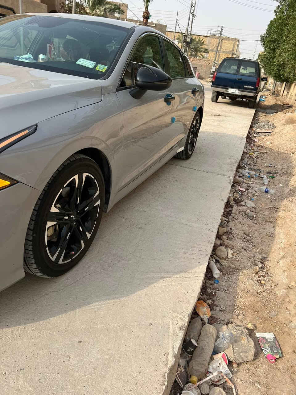 بسم الرحمن 

بيع مستعجل 
كي فايف 23 وارد أمريكي 
حادثه بنيد 
سياره فول عدا الفتحه 
1600 تيربو 
رقم بغداد باسمي 
تحويل مباشر 
***********
