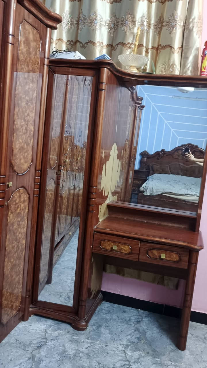 غرفة نضيفه للبيع المكان بغداد
للتواصل: *********** واتساب
