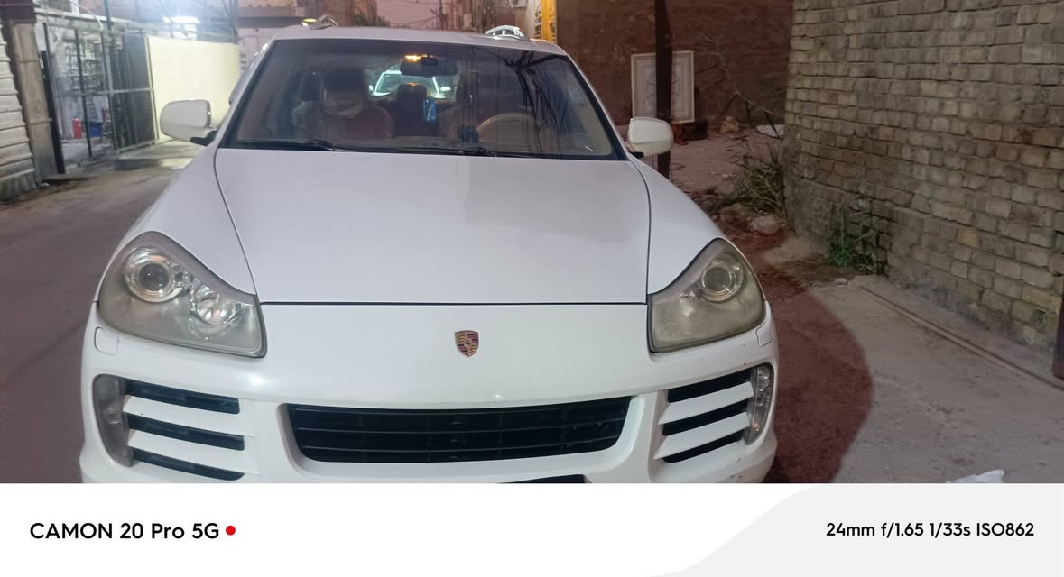 سلام عليكم اخواني بورش موديل 2008 محرك لاكززز  8 ساندر السيارة خير من الله تخم تاير تبريد ثلج سنتر لك السعر 95 ورقه بيه مجال رقم بغداد السنويه الاحد 27 رقم هاتف ***********
