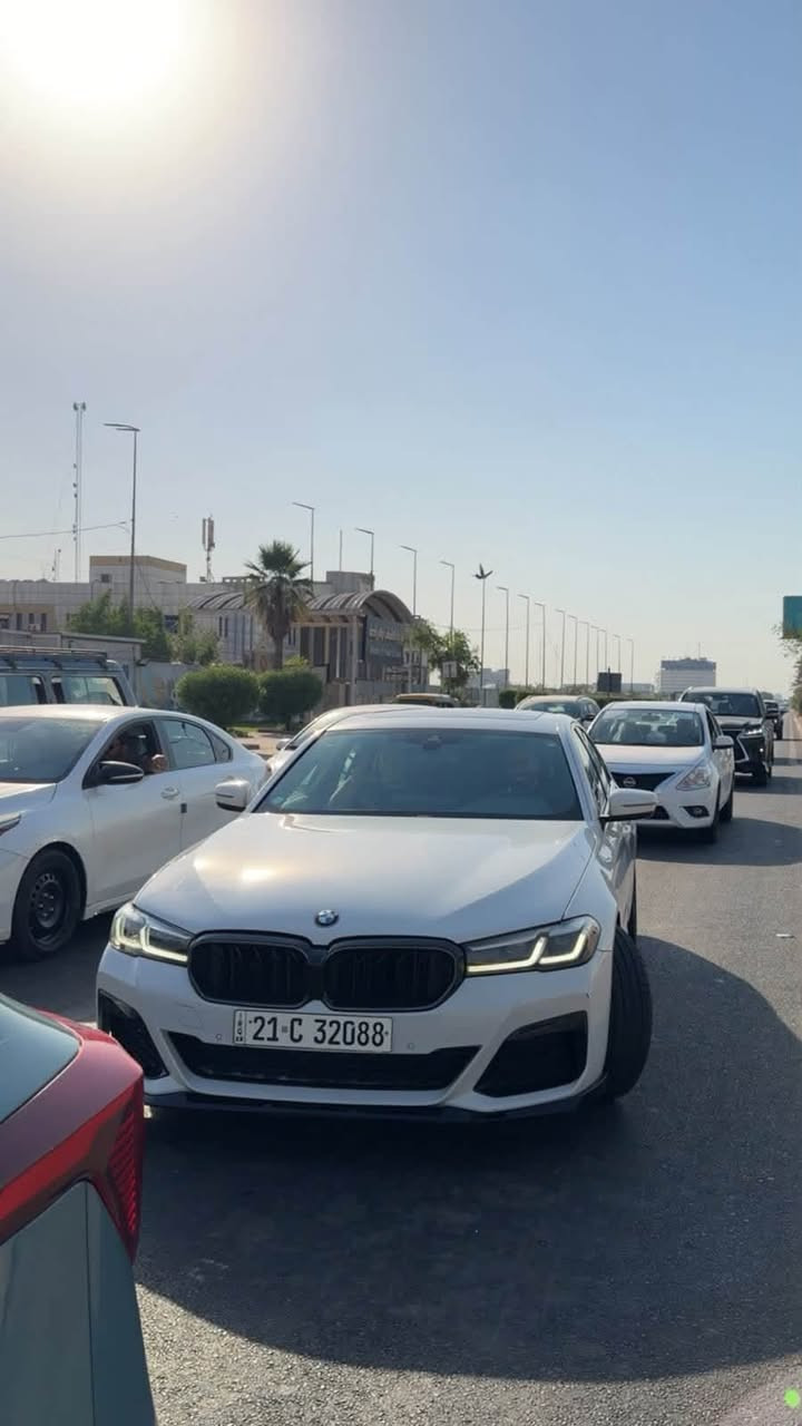 السلام عليكم حبايب
بي ام دبليو 530i موديل 2021 ام بكج بلادي كشنات ال7 سيريس تشغيل عن بعد كشنات ميموري فتحة مواصفات البي ام المعروفة
حادثها قطعة وحدة فقط من امريكا جاملغ ومبدل باصلي ومصبوغ بدون قطرة معجون / ايرباك البردة والدركة راجع سستم وكالة
غير الجاملغ السيارة كفالة عامة كير مكينة كفالة اي نقص مابيها جاهزه 
ماشية ٩٤ الف كيلو 
سيرڤس كامل من صدر مكينة كير تبريد كلها يم منتظر اوتو ما ناقصها اي شي صفر مسج
السعر 32,800 وبيها مجال للشراي ماوكف وياه وصور الحادث بالمنشور
اعتذر عن المراوس فقط بيع مكان السيارة بغداد الامين🤍
***********
