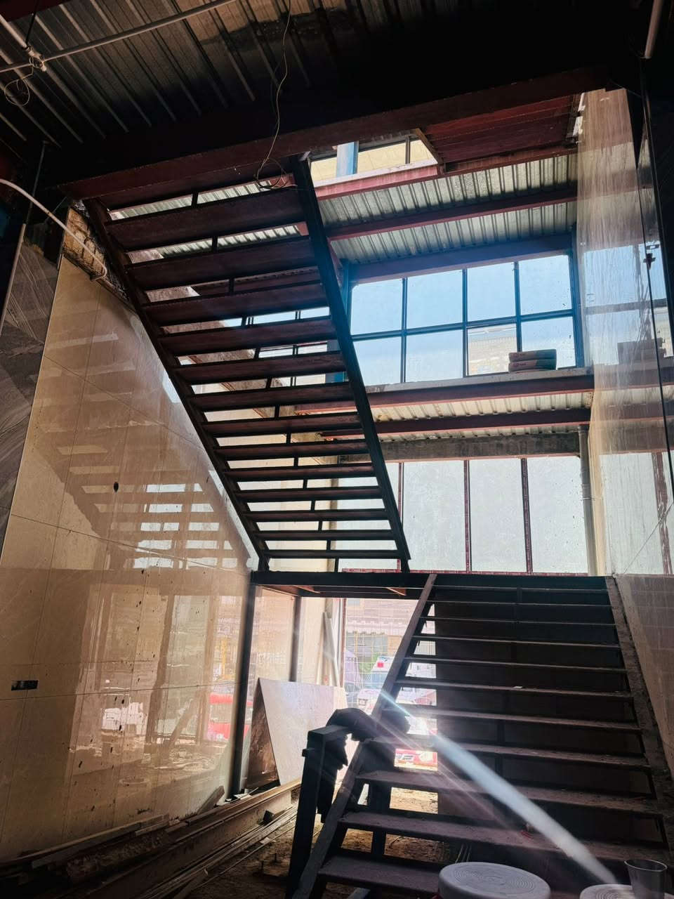 مكتب الصادق 🏠 
للمقاولات والاعمال الهندسيه 

تم المباشره في بنايه في النجف الاشراف  قرب مستشفى البتول بمساحه 800 متر 
بواقع اربع طوابق 

بأشراف 
المهندس عبد الهادي احمد بلال
المهندس علي عدي الرماحي

مستعدين البناء كافه المساحات والتصاميم وترميم البيوت 

للاستفسار الاتصال على الارقام التالية 
***********
***********
