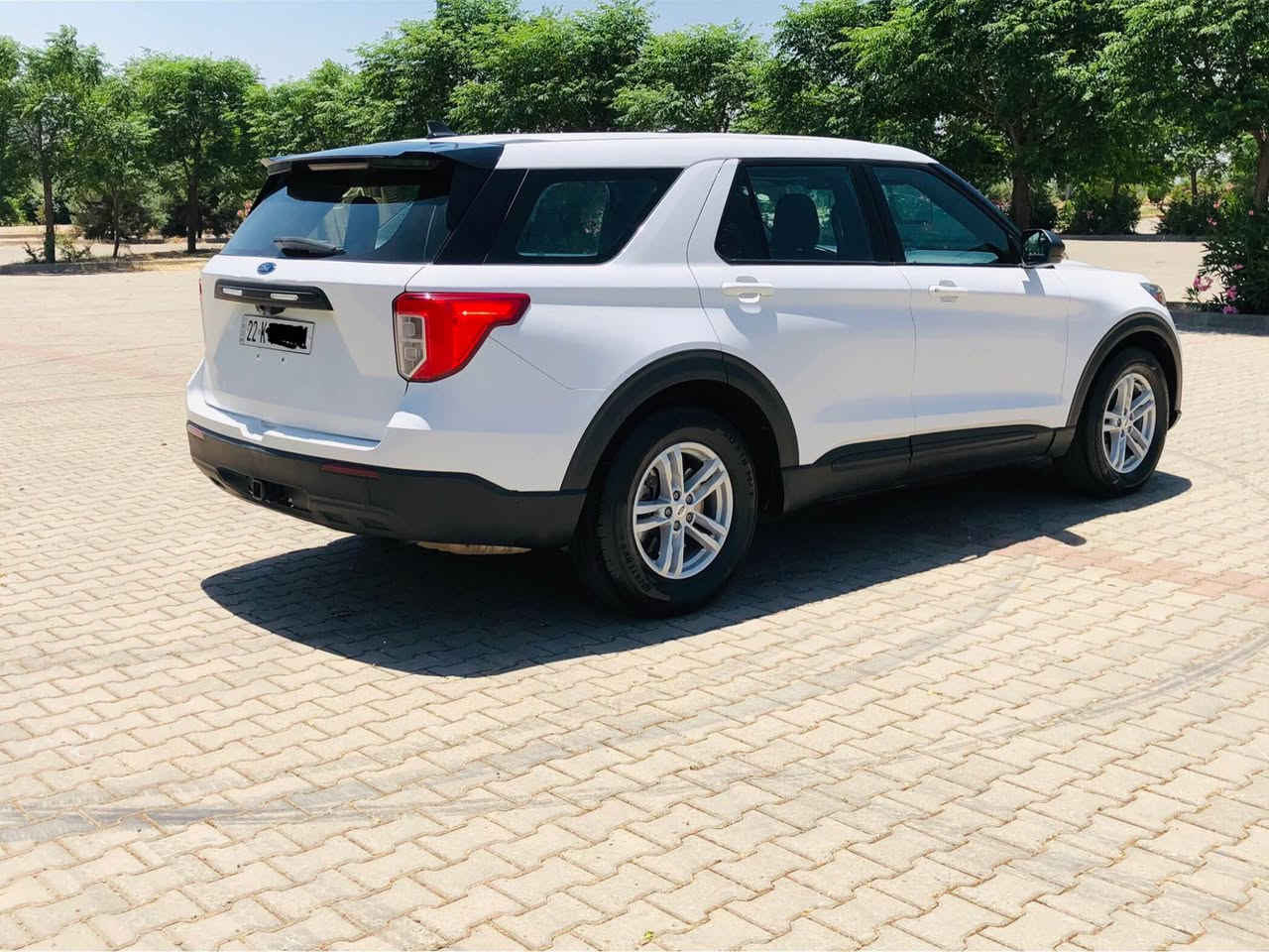 Ford Explorer Police 2021

نرخ. قفلي١٩٣ گةلاية 🔓

رةقةم شاسي 1FM5K8AC1MGC01583

فورد ئيكسپلوةر پوليسي فيدراڵي V6 3.0 twin turbo 400hp 563 n.m 🚀 رةنگي سپي بێ بوًياخ يةك دةرگاي گوراوة بة بيلاد بێ بوًياخ بيً ناو گرتن ئةرباگ بةس شان تةقيوة دانراوةتةوة سونةرةكةم داناوة پيش و دواي كةپسة گيًر و مةكينة و تةبريد و تةحويل بة شةرت سةنةوي تازةية ٢٠٢٨ كامل مةسرةف كراوة و زوًر تون و تولًة مواسةفاتي دةبل ئةكسلة و 3 ريز كوشن سياحي و كوشن كارةباية و بريك بةسمةية و ئاويًنة كارةباية و سوكان ڤوليوم و تةحديد سورعةية و شاشة و كاميًرةية و كونسولي بوً بةسراوة و لايت و بةگلايت و بلاجكتور ليد و ئوتوية و گاعي تيًگيراوة و ويلي XLT بوً بةسراوة تايةي لوكي بوً بةسراوة و هوًكة 83.000 كيلو مةتر روشتوة.

 لة سليًمانيم جوابي كوًمينت نايةمةوة ***********

السلام عليكم ورحمة الله وبركاته
‏‎ لـلـبـيع 

السعر. قفل ١٩٣ ورقة 🔒

رقم شاصي 1FM5K8AC1MGC01583

فورد اكسبلور بوليسي فدرالي 2021 لون ابيض السيارة 7 راكب كشن سياحي
محرك V6 توين توربو 400 حصان 
مواصفات شاشة كامرا بريك بصمة كشن كهربائية ‎و تحكم ستيرن جهتين ‎تحديد سرعه
نظام الدفع 4WD ويل كب XLT تايرات جديد بلاجكتور السيارة حيل نضيفة جاهزة 
مابيها اي نقص بشرط كير محرك تبريد كله بشرط ماشية ٨٣.٠٠٠ الف كيلو 
السيارة بدون صبغ بجم كبس 
باب واحد تبديل شركة بدون صبغ بدون دواخل سونر موجود
ايرباك بس البردة راجع سيستم

مكاني سليمانية 
ملاحظة السيارة هزة فحص رقم سنوية جديد ٢٠٢٨ رقم اربيل 
سنوية بسمي 

رقم صاحب السيارة 
*********** السليمانية, العراق
