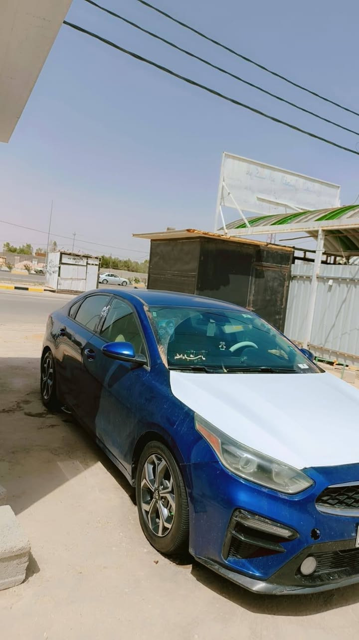 السلام عليكم 4T2021وارد امريكي مكينه 2000 كير AT مكينه كير حداديه تخم تاير مكفولات مواصفات السياره تحكمات ستيرن اشاير مري حساسات خلفيه شاشة كبيره حادث السيارة بنيد فقط والباقي مكفول بدون دواخل السعر 125 وبيها مجال لشراي رقم اربيل دولي بأسمي تحويل مباشر مكان السياره كربلاء طويريج اي استفسار ع رقم مكلف بنشر  ***********
